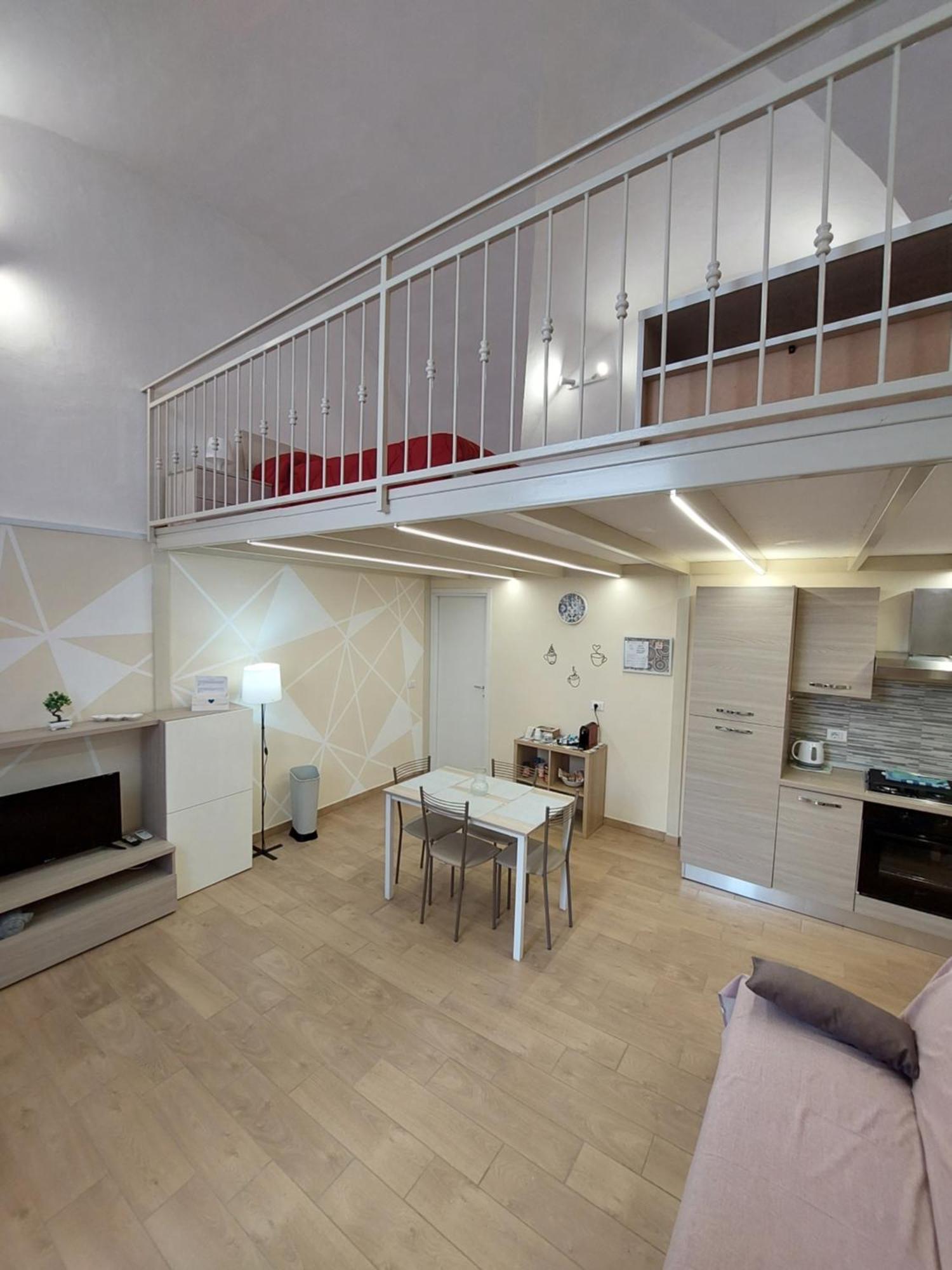 Mezzanine 3 * Catánia